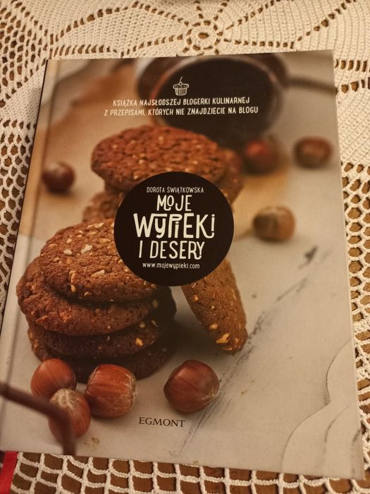 Książka "Moje wypieki i desery" Egmont