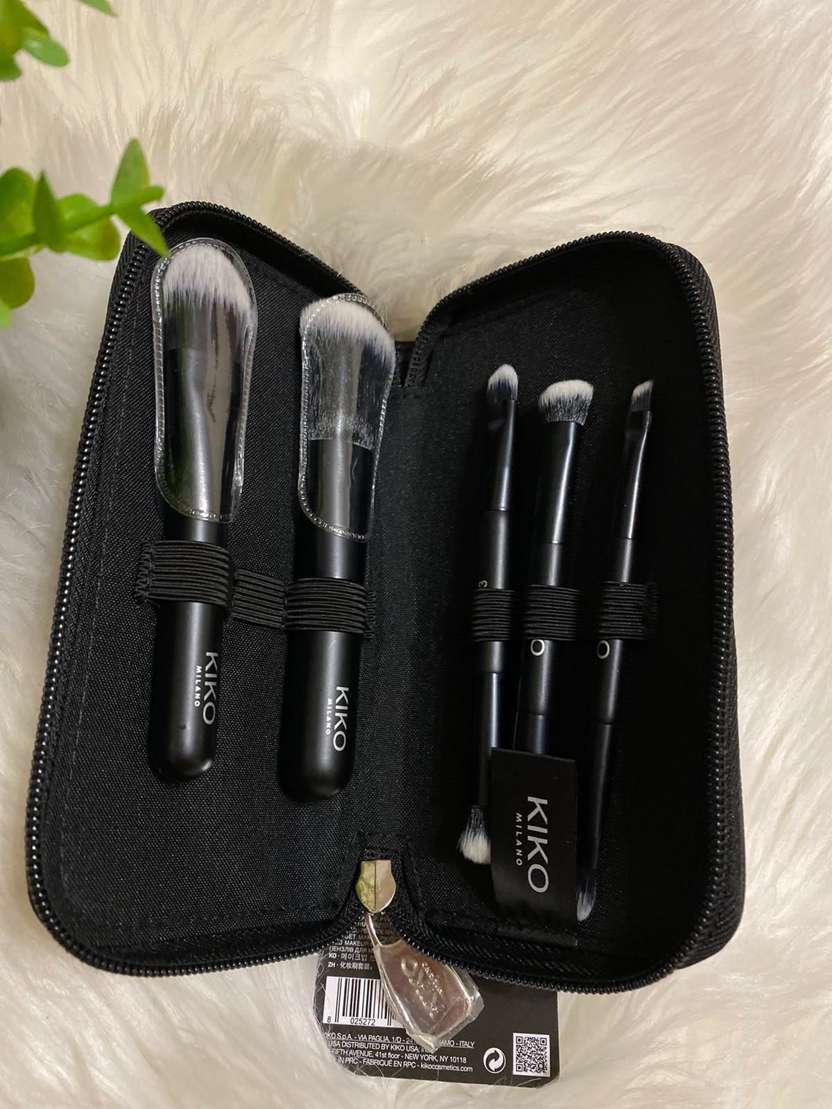 TRAVEL BRUSH SET - Zestaw pędzli do makijażu