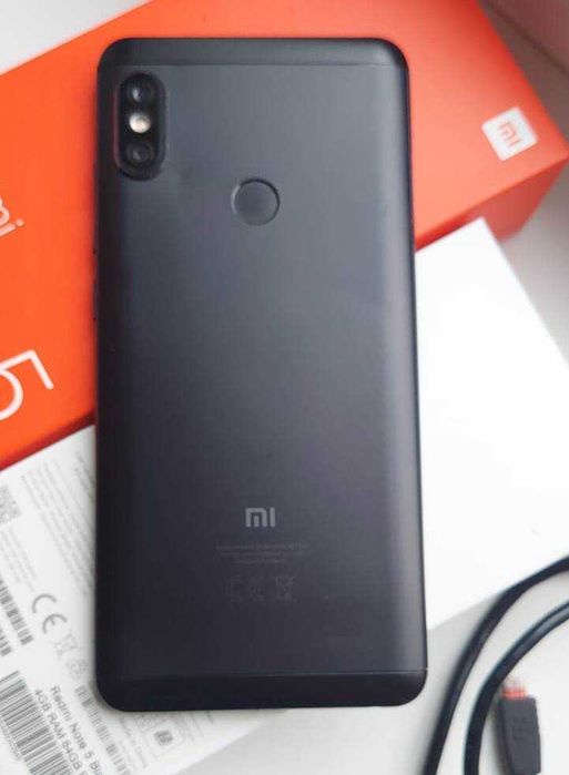 Xiaomi Redmi Note 5 4/64 gb  Повний комплект