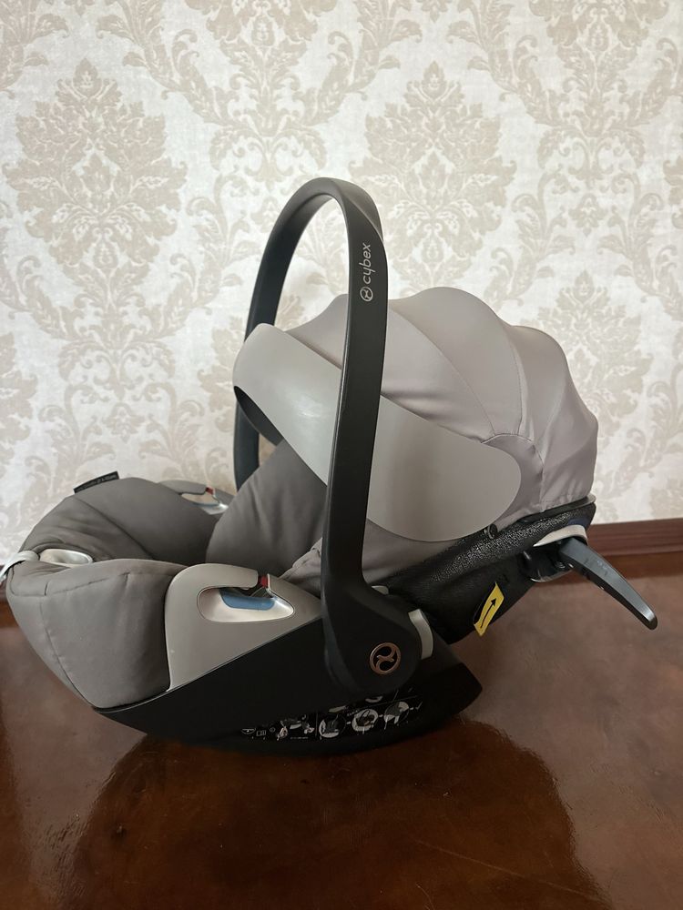 Автокрісло Cybex cloud Z