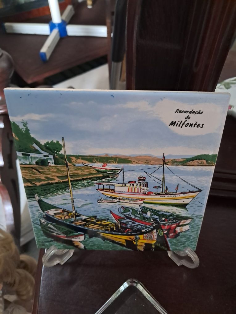Azuleijo recordacao vila nova de mil fontes
