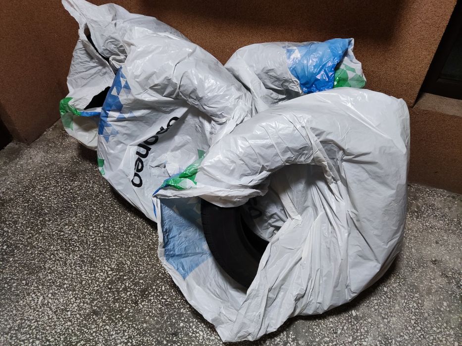 Komplet opon wielosezonowych