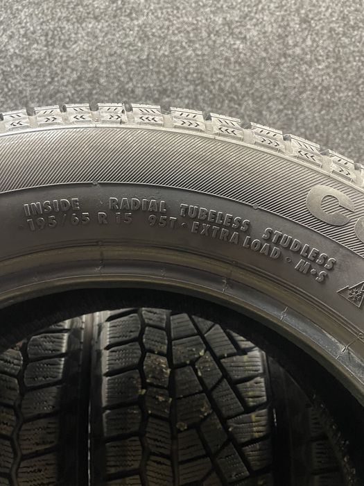 Продам Б/У шини Continental 195/65R15 ContiVikingContact 5