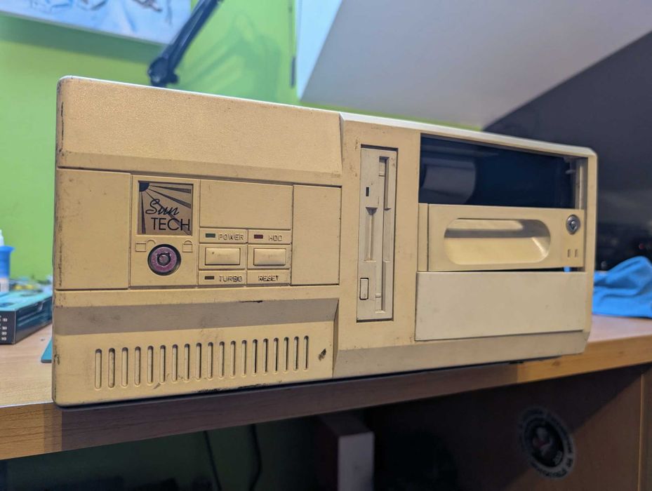 Komputer retro Intel Pentium Socket 7 / AOpen AP5K / IDE /DOS