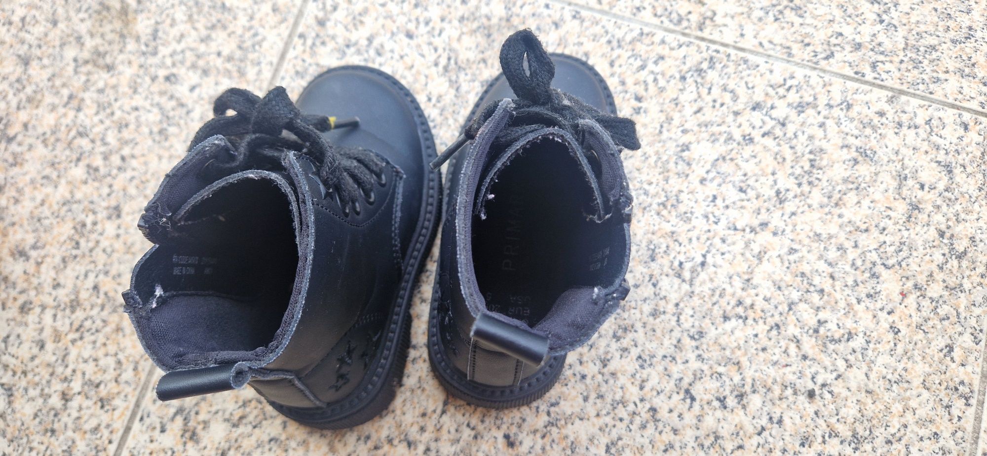 Botas de criança