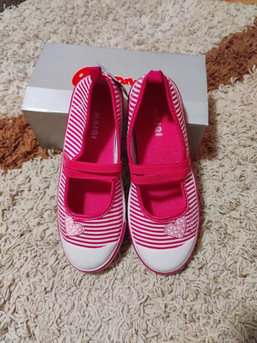 Buty dziecięce r. 35 fuksja, Arawwa Maiqi
