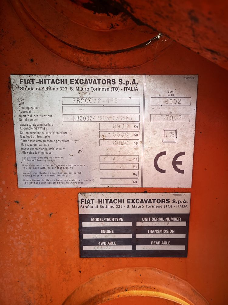 Koparkoladowarka Fiat Hitachi FB200 z 2002 r bardzo ladna sztuka