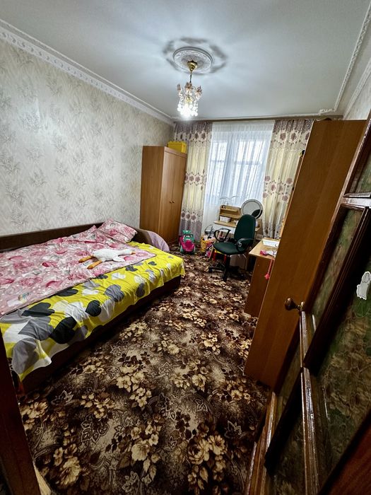 Продам 3х кімнатну квартиру