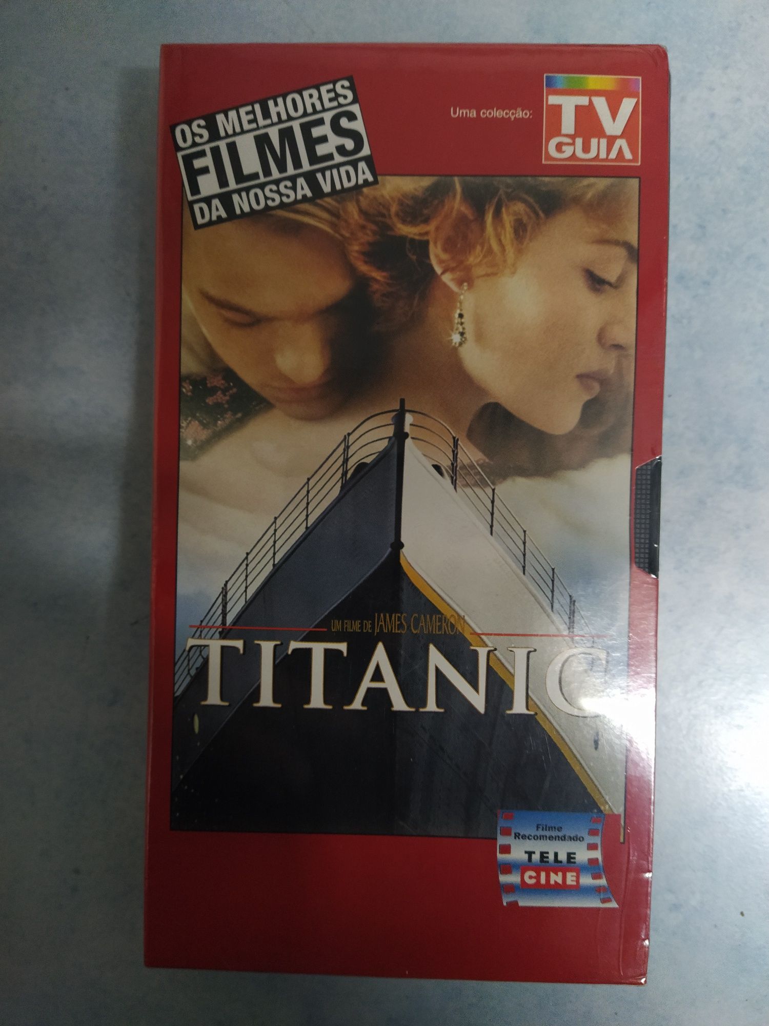 Cassete VHS do filme "Titanic"