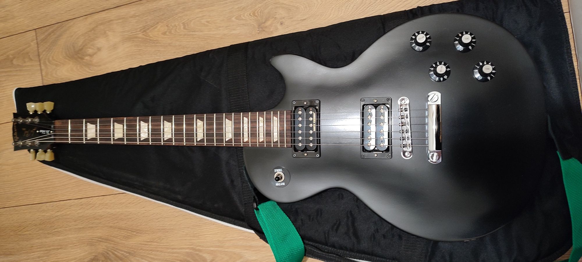Gibson Les Paul Tribute 70