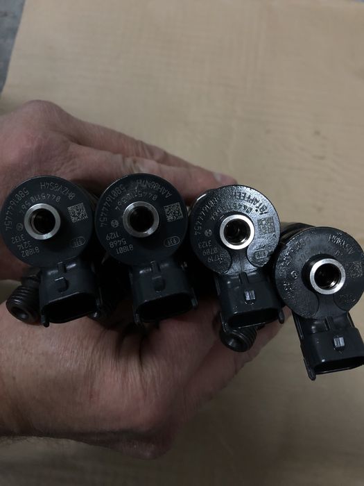 Продам форсунки в ідеальному стані на Iveco Daily 3.0