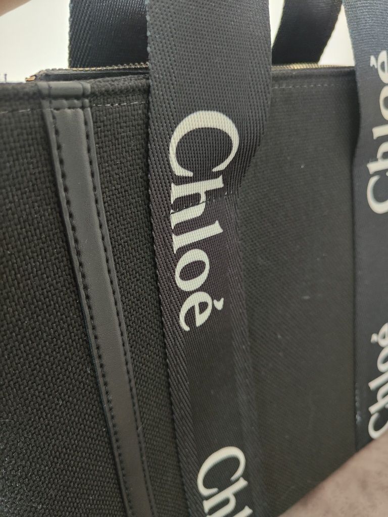 Torebka czarna z napisem Chloe