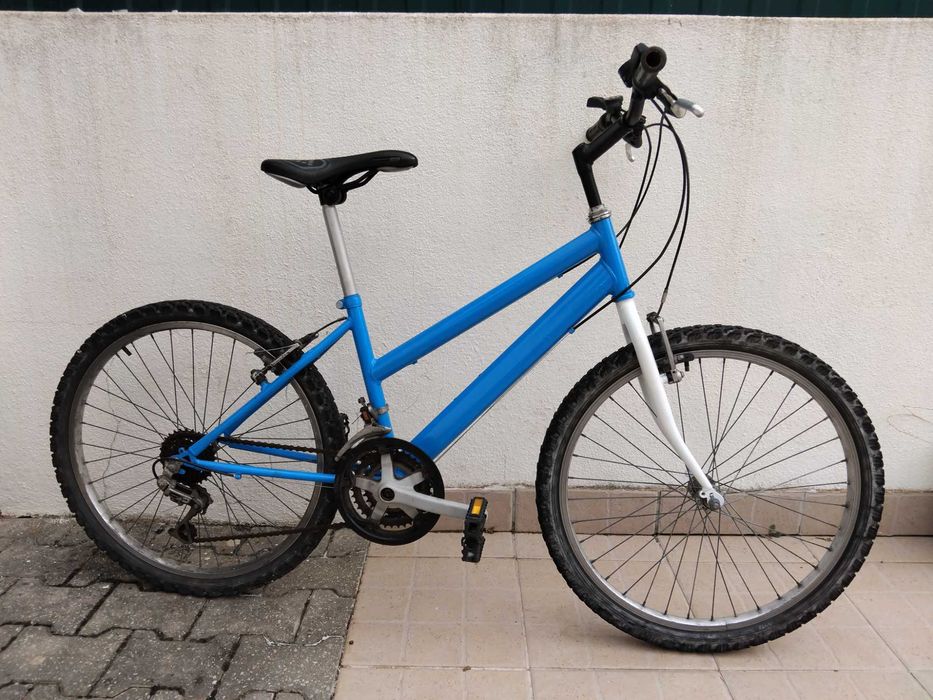 Bicicleta barata para desocupar