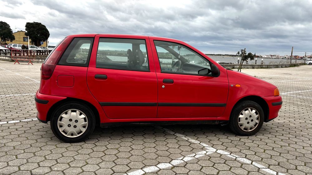 Fiat Punto 4 portas