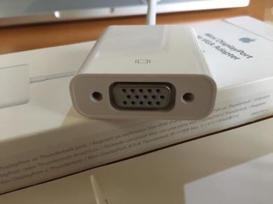 Apple VGA-mini display