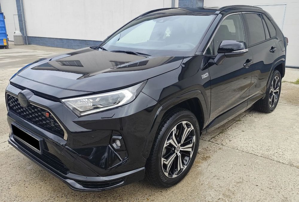 Toyota RAV4 Plug-In Europa , Mały przebieg!