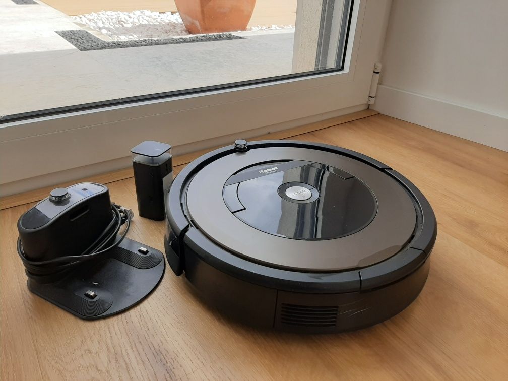 Aspirador iRobot Roomba 896