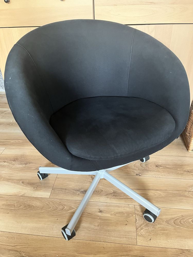 Fotel obrotowy Ikea Skruvsta