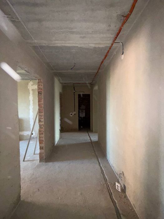 Сади 2 новобудова 3х кімнатна квартира, 83м2, автономне опалення!