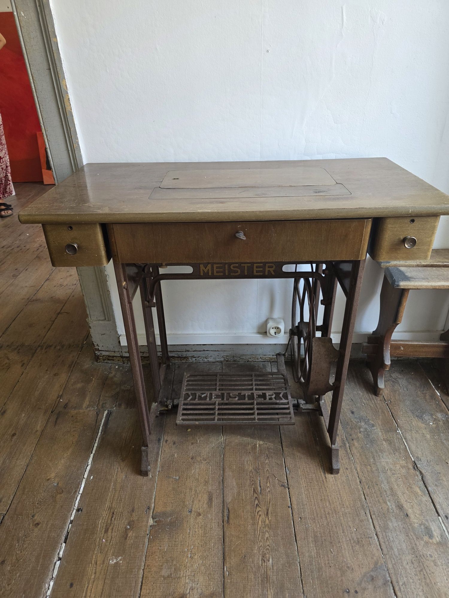 Maquina de costura antiga Meister