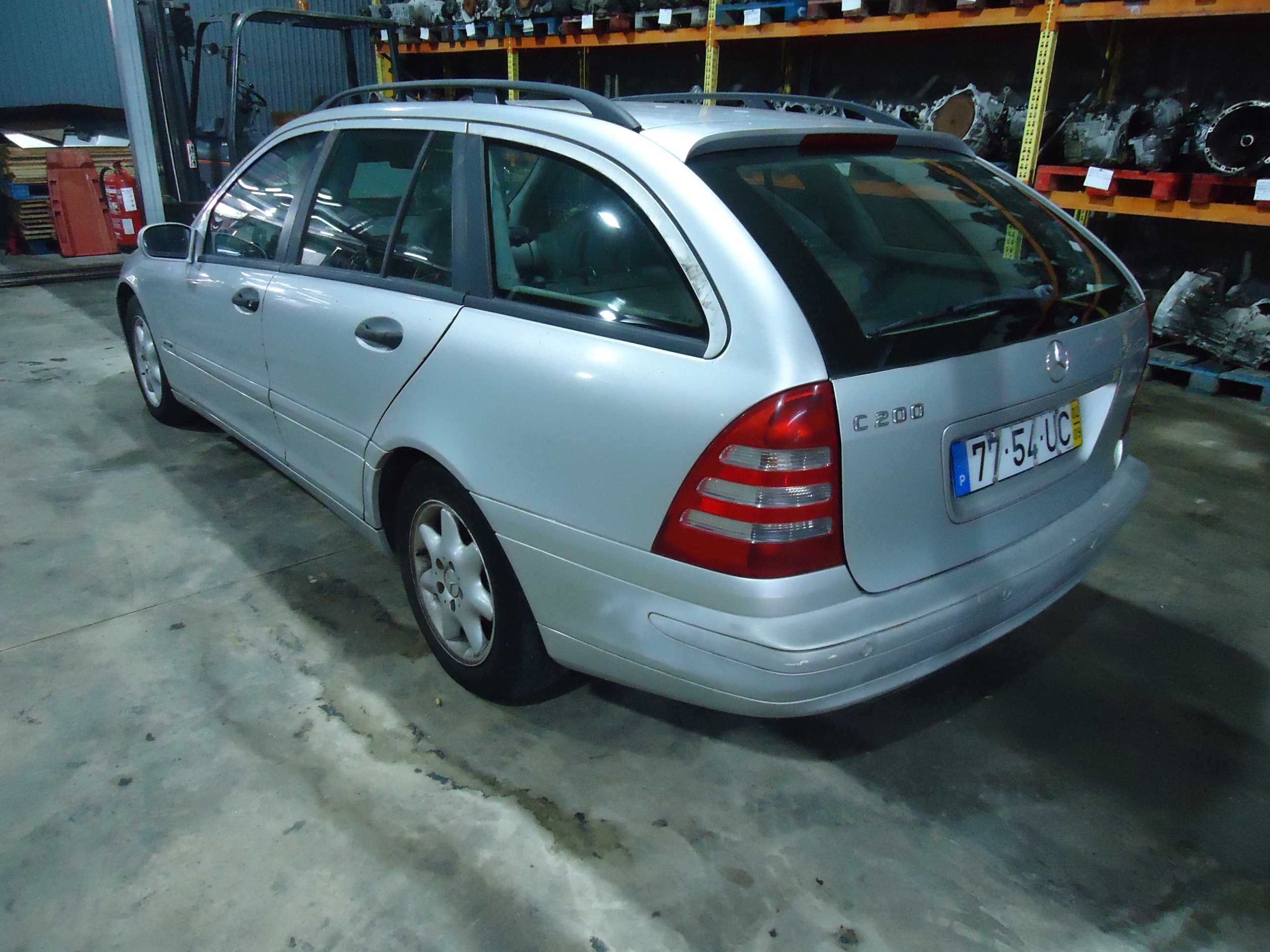 Mercedes C 200 Kompressor Sw de 2002 só ás peças