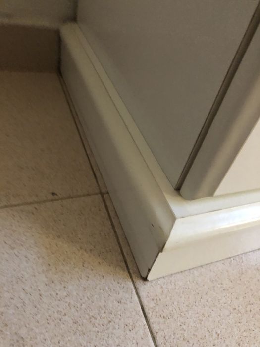 1 Cómoda + 2 Mesas de Cabeceira