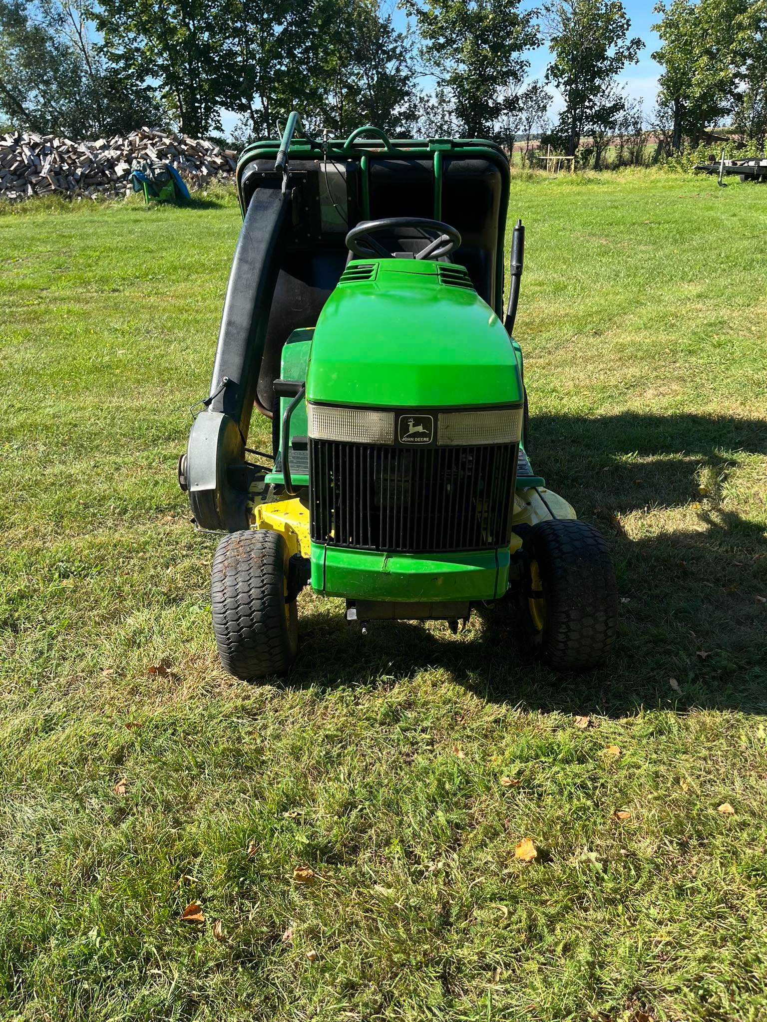 Traktorek kosiarka John Deere LX 176