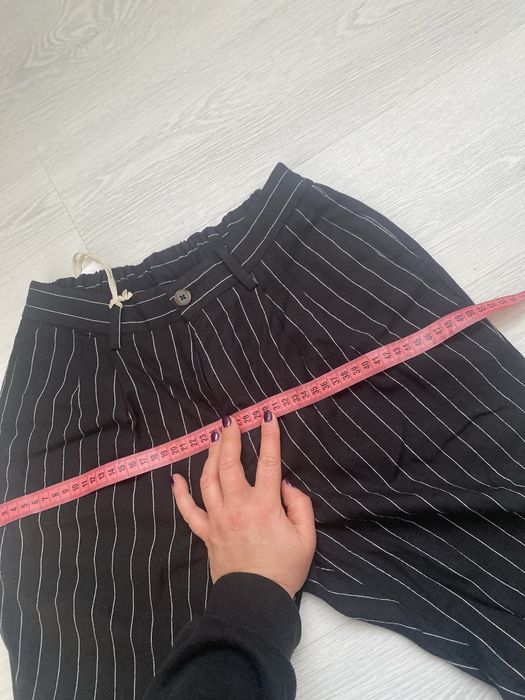 Чудові лляні брюки ьежевого та чорного кольрів