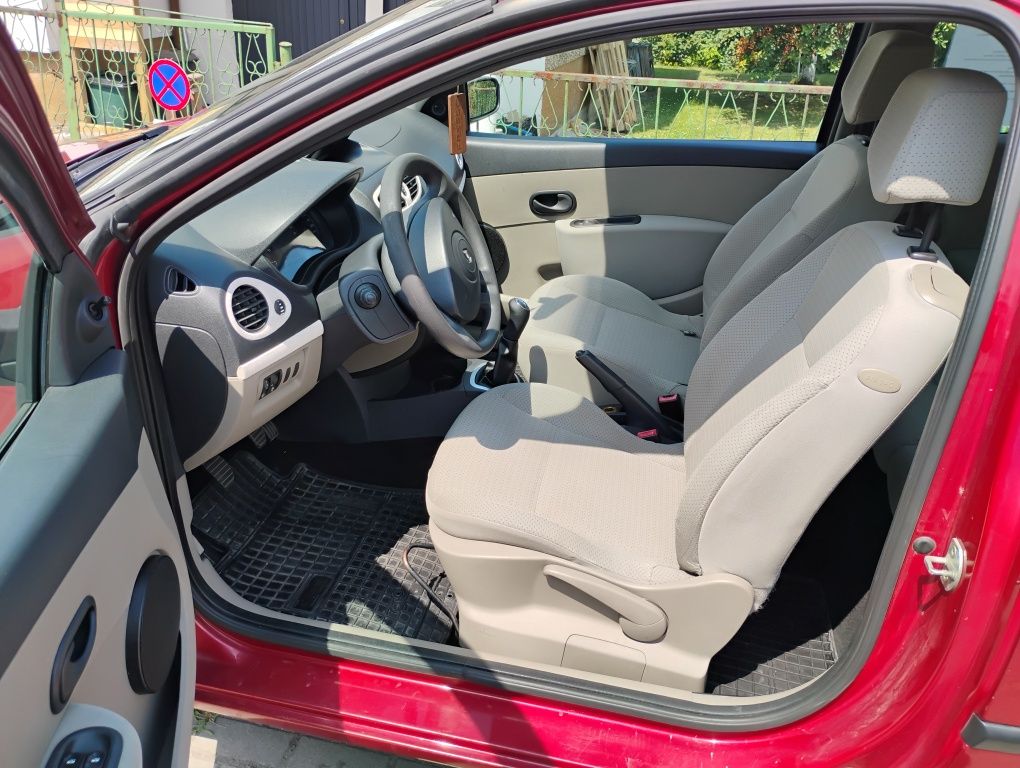 Renault Clio 3 1.6 16v 88 KM