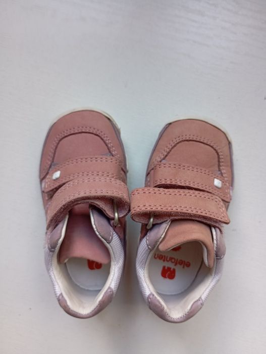 Детские ботинки 18 размер