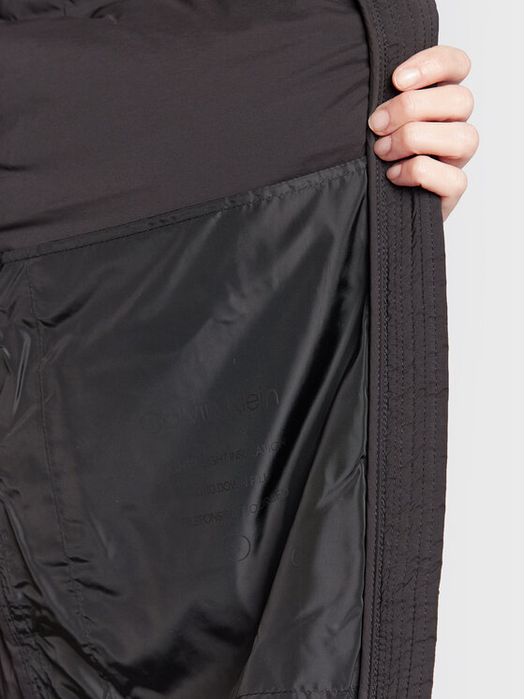 Płaszcz puchowy pikowany Calvin Klein M