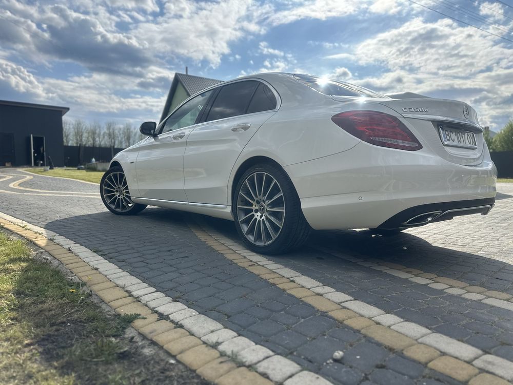 Мерседес с 350 е гібрид