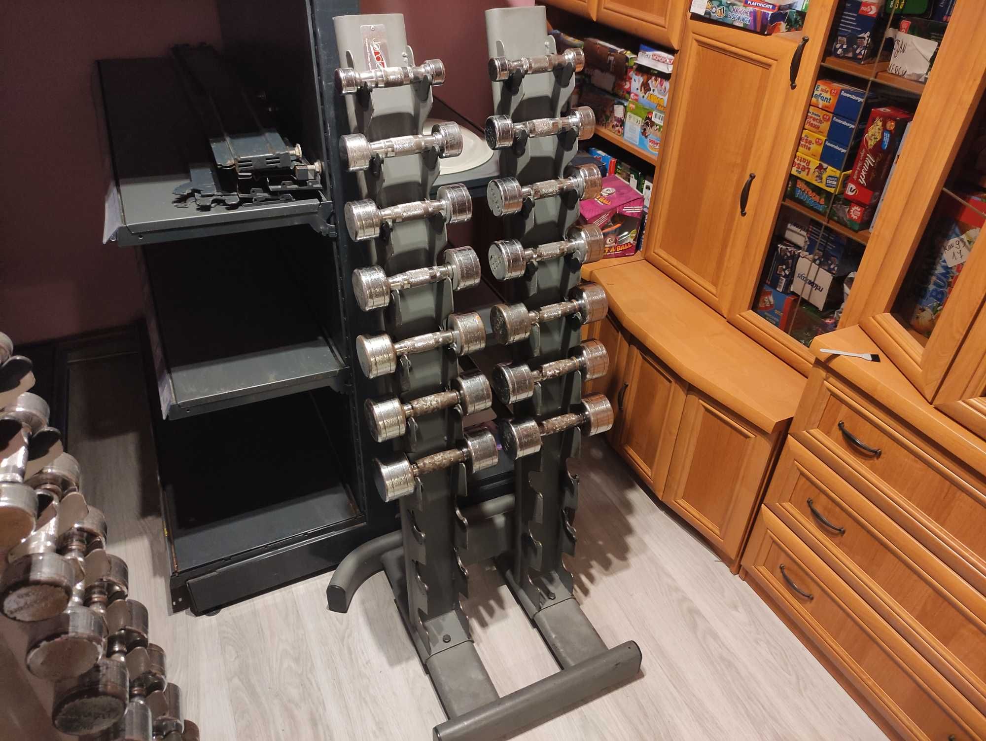 Hantle Stojak Pionowy na hantle Jordan 1-7kg 2x7kg 2x6kg 2x5kg itd