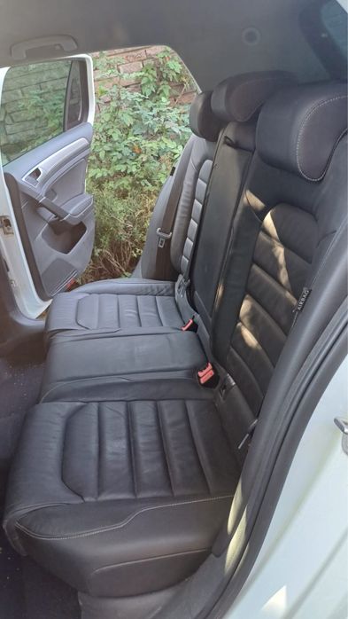 Салон сидіння  з картами дверей чорна кожа eGolf 2016