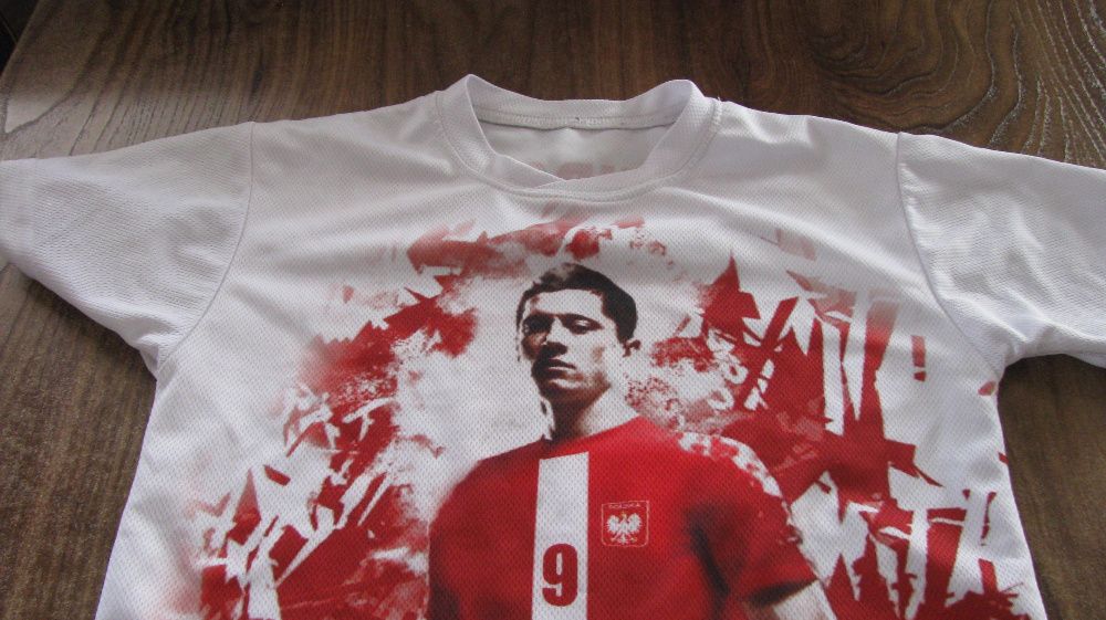 Koszulka sportowa dla piłkarza z podobizną piłkarza LEWY 137-142 cm