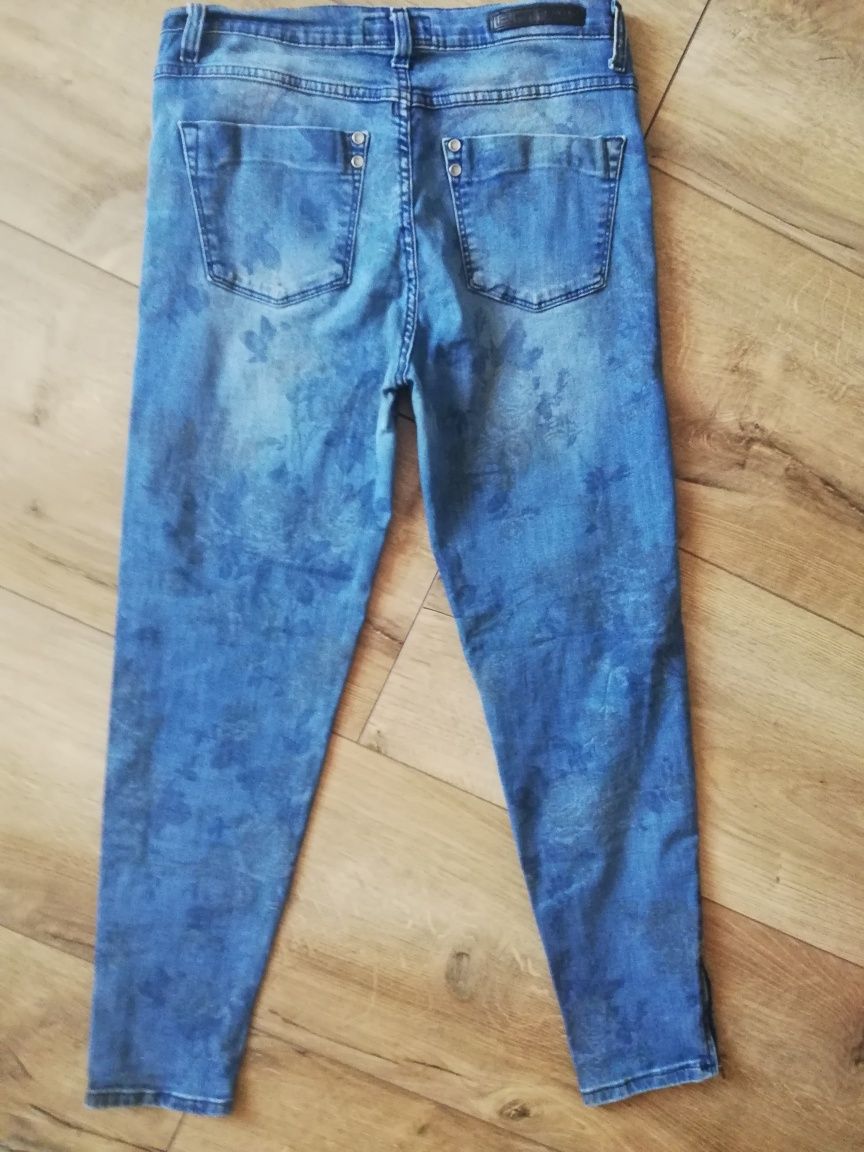 Spodnie damskie jeans