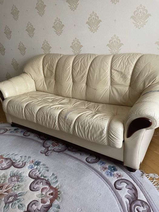Продаю Диван шкіряний
