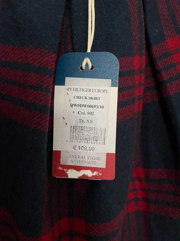 Tommy Hilfiger skirt size XS