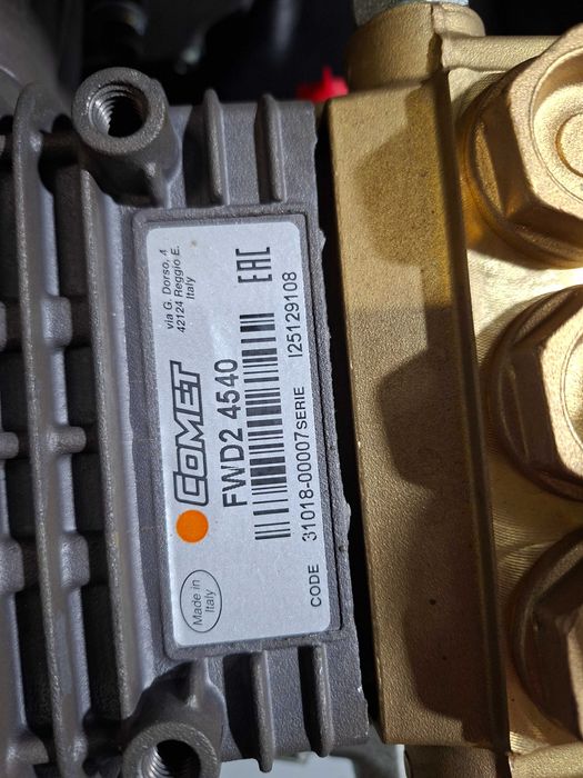 NOWA myjka spalinowa na włoskiej pompie COMET 276 bar