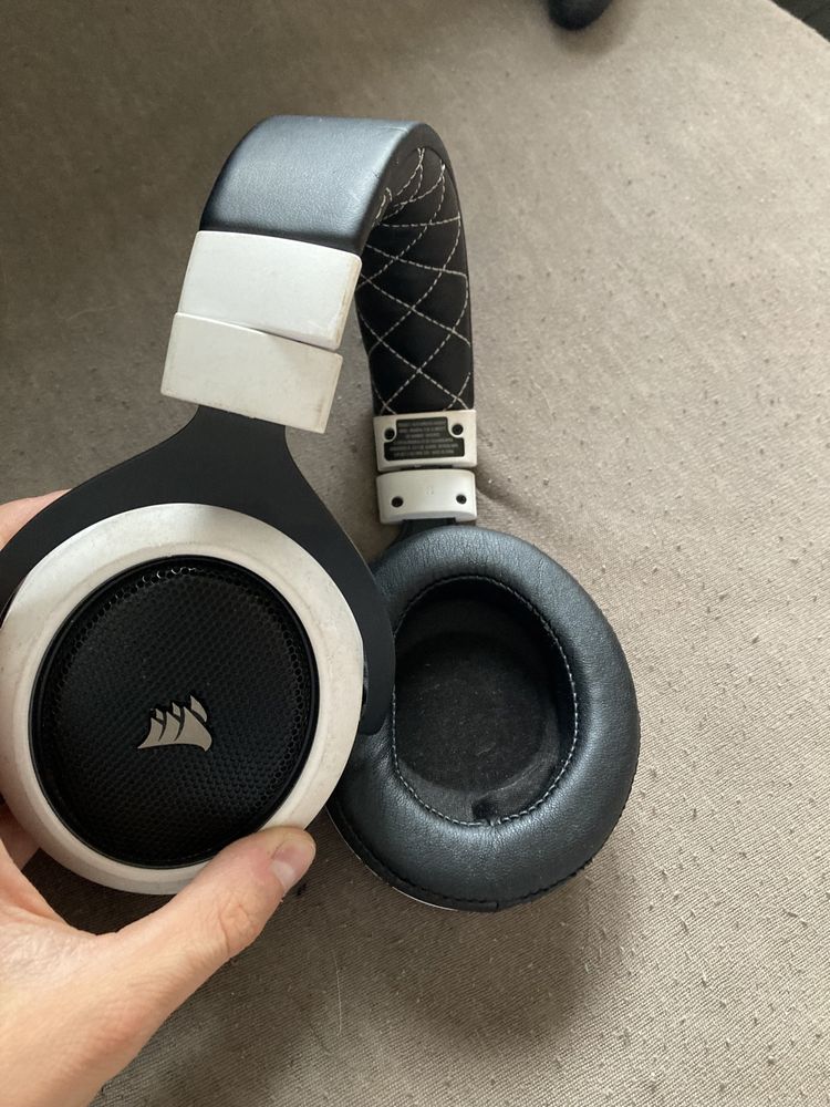 Słuchawki Corsair HS70 wireless