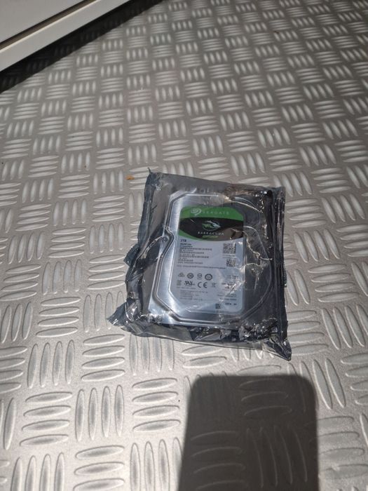 Seagate Barracuda 2TB - nowy w folii