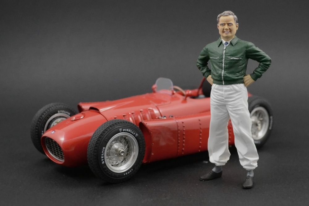 Mike Hawthorn Figurka 1:18 Ferrari 500F2 D50 CMC