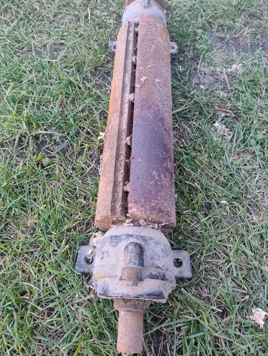 Wał heblarki z możliwością zamocowania piły