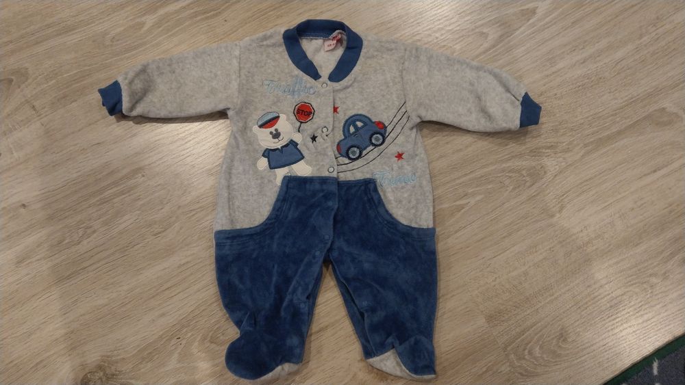 Pajac welurowy niemowlecy