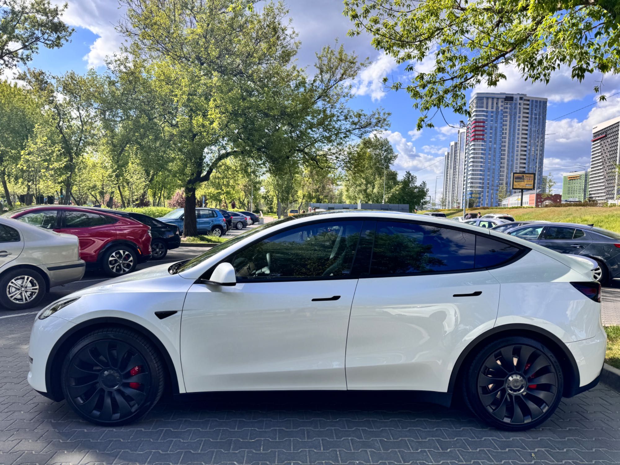 Tesla Model Y 2022