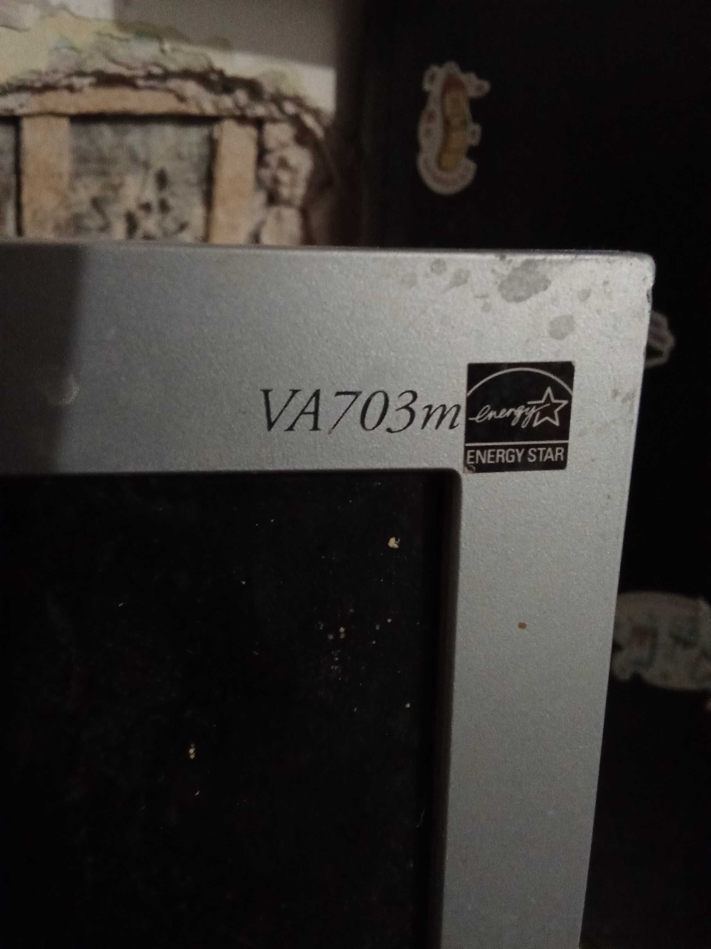 Монитор ViewSonic Va703M