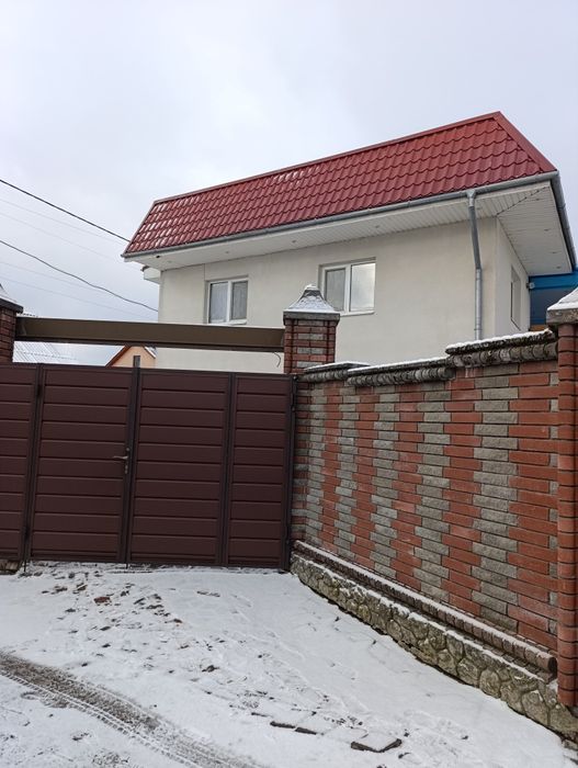 Продам будинок по вулиці Спартака