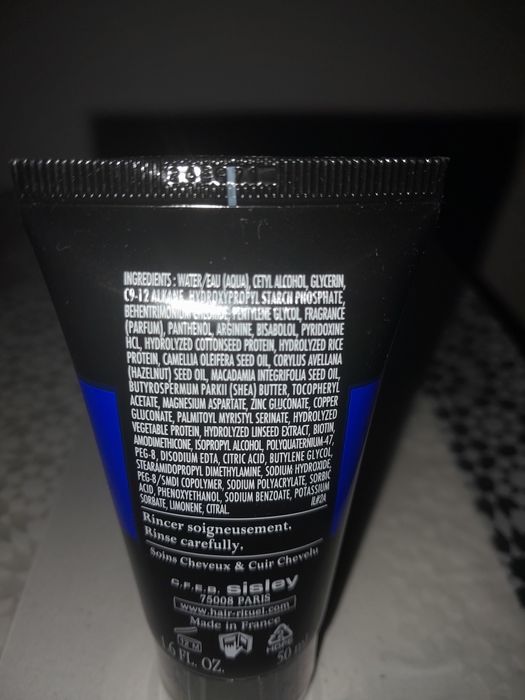 Maseczkę Sisley Hair Rituel.