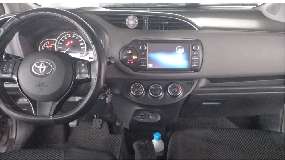 yaris 1.0 confort gasolina