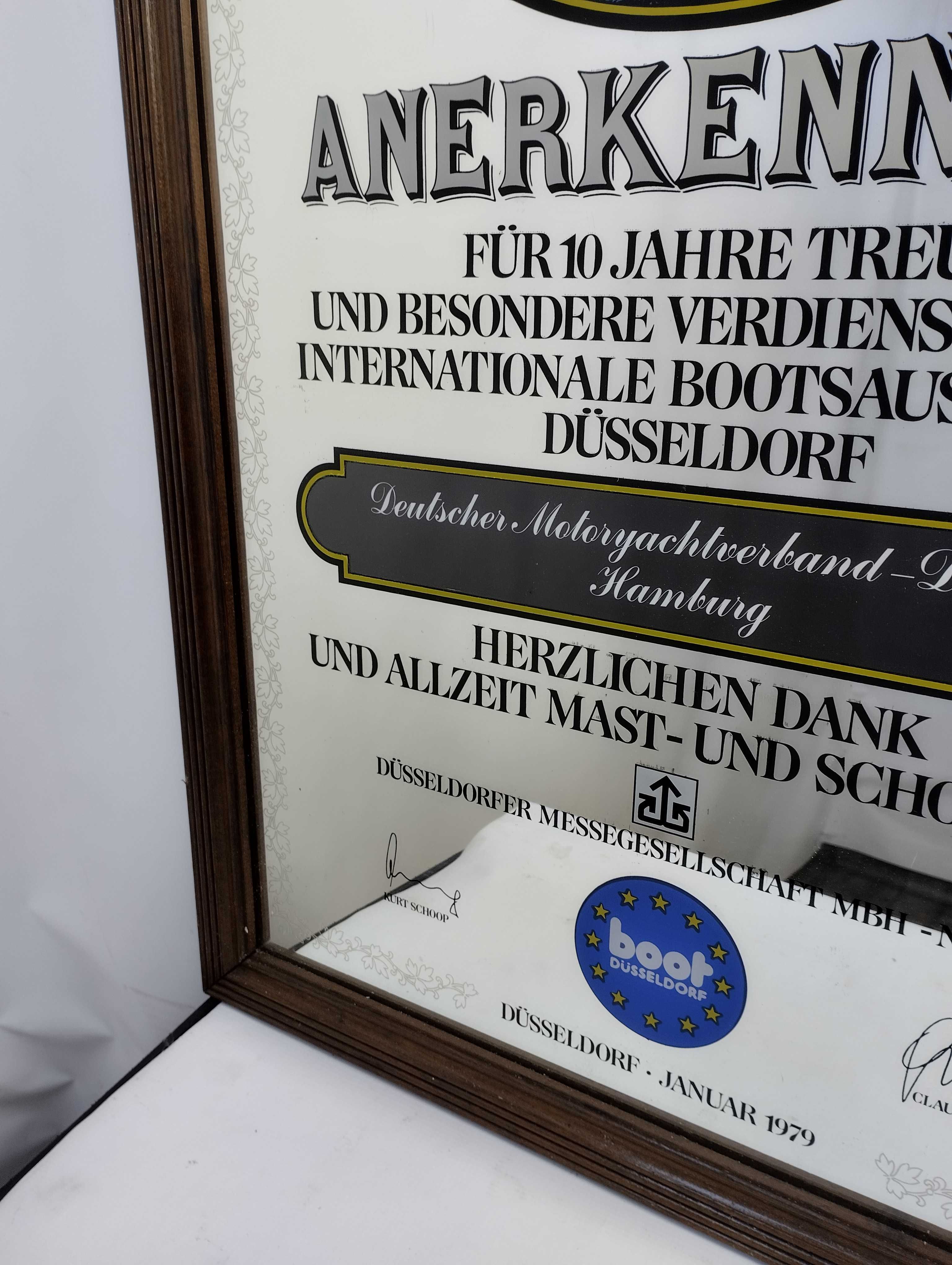 Stara Reklama na lustrze